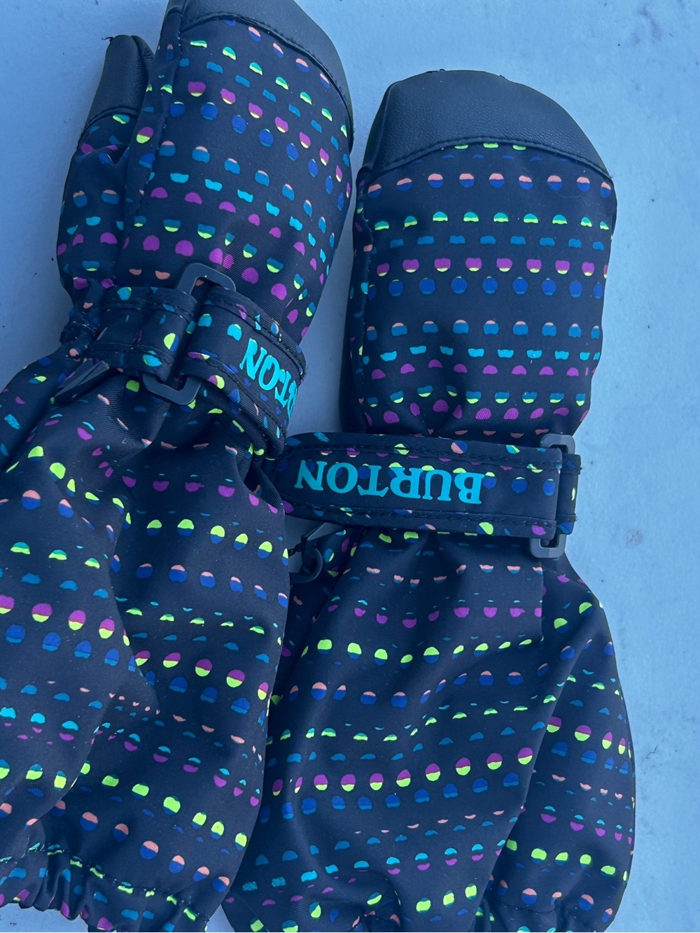 Baby Girl’s multicolor winter gloves Size 2T
